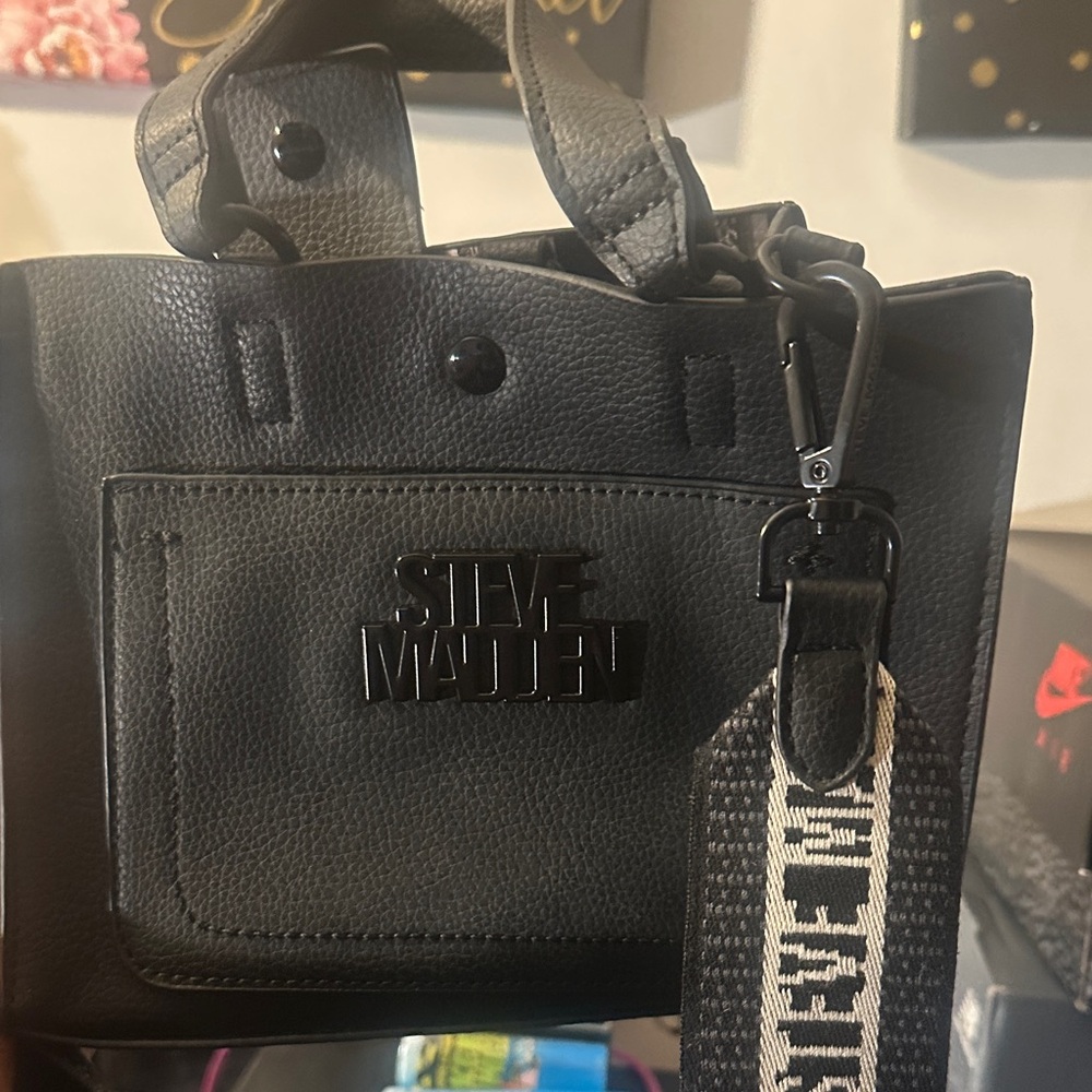 Steve Madden Black Messenger Bag with Logo Strap
